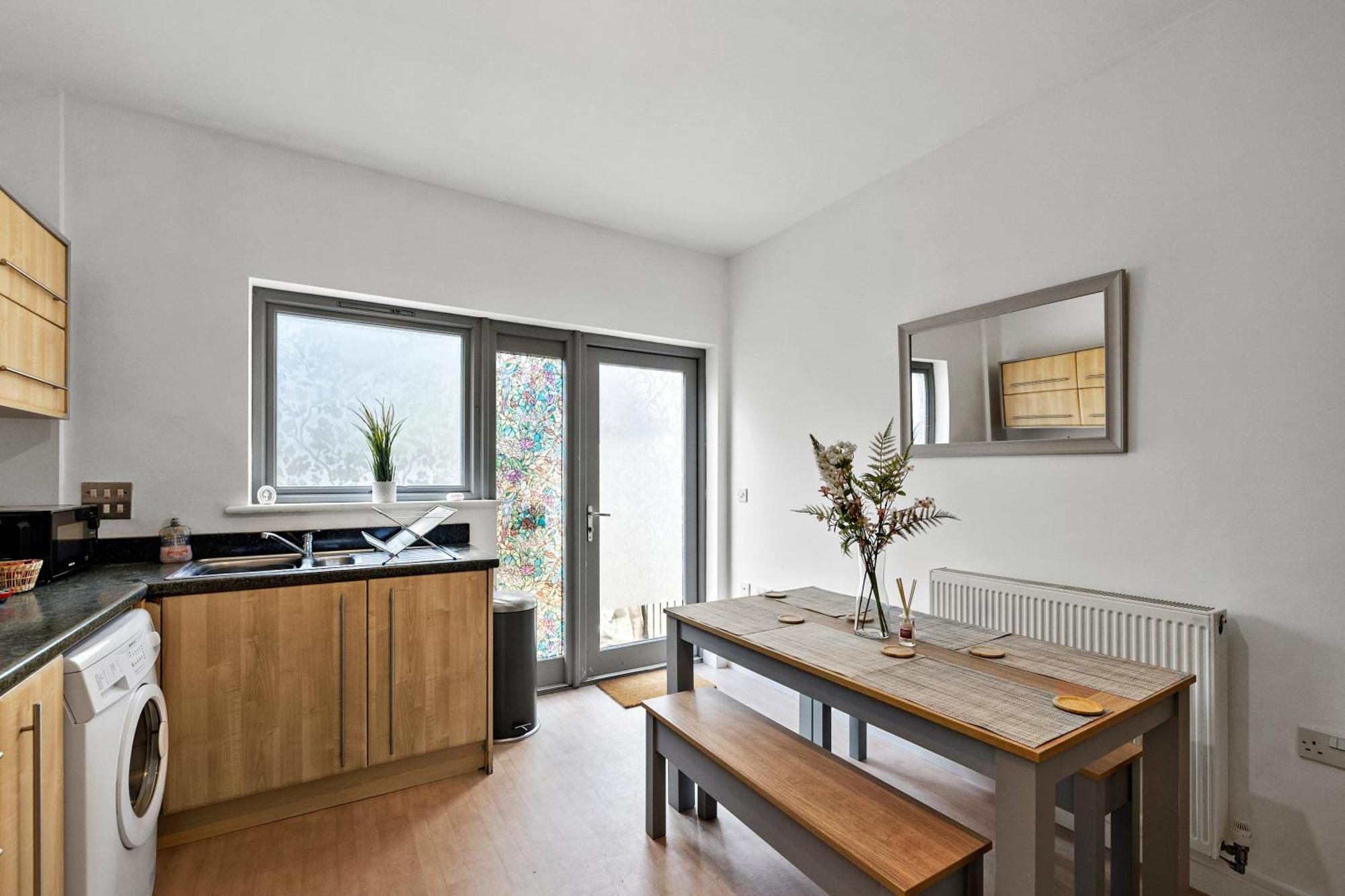 Spacious House By Quay - Sleeps 7 - Free Parking Plymouth Extérieur photo